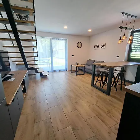 Apartman Riverside Apartma 1, *