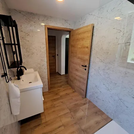 Apartman Riverside Apartma 1, *