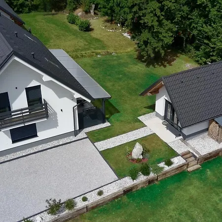 Appartement Riverside Apartma 1, *